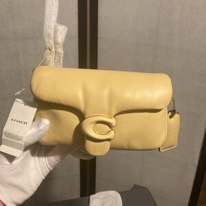 Coach Leather Covered C Closure Pillow Tabby Shoulder Bag 18 (Vanilla)